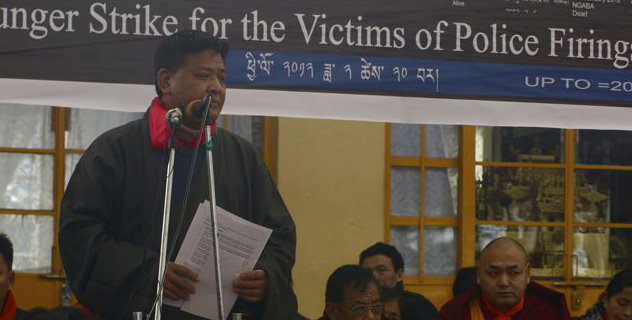 可所谓的“西藏流亡政府”却在藏历大年初一宣布绝食一天。。。。