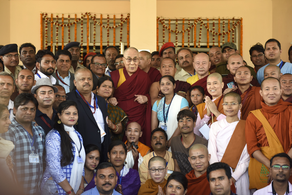 A group photo of His Holiness the Dalai Lama with staff and students of Nav Nalanda Mahavihara, 18 March 2017.