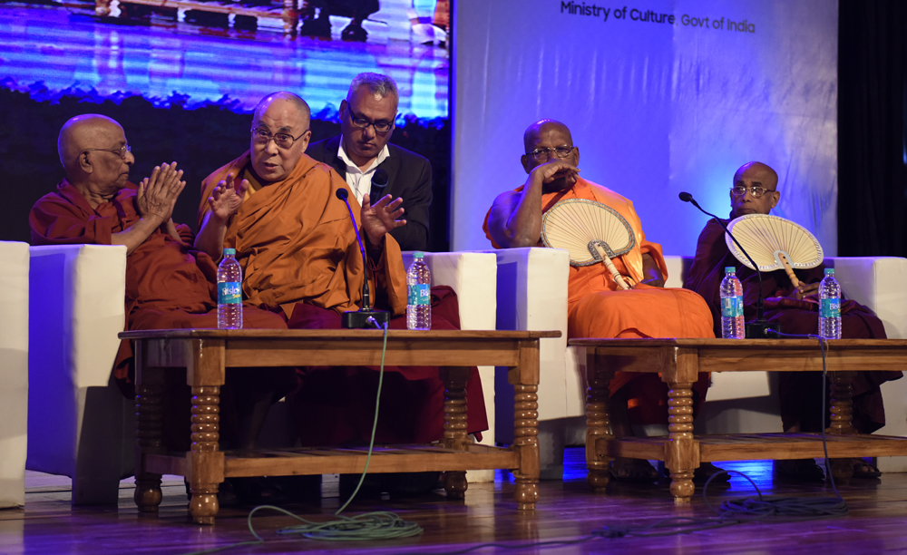 His Holiness the Dalai Lama speaking at the brief discussion with Sangh rajas and mahanayakas of various buddhist traditions at Rajgir, 18 March 2017.