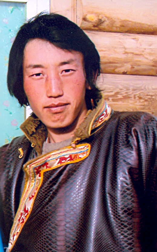 samphel dhondup