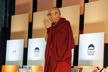 His Holiness the Dalai Lama speaking during his talk at the Tipsport Arena in Prague, Czech Republic on September 14, 2013. Photo/Jeremy Russell/OHHDL