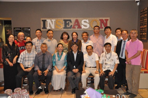 Kalon Dicki Chhoyang and Representative Sonam Norbu Dagpo with members of the Chinese-Tibetan Friendship Association.