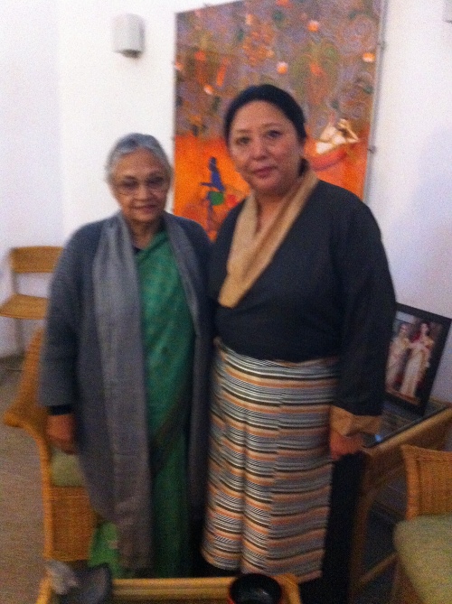 Kalon Dolma Gyari with Shmt. Sheila Dixit, former chief minister of Delhi.