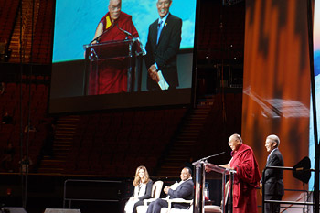 His Holiness the Dalai Lama speaking at the Forum in Los Angeles on February 25, 2014. Photo/Jeremy Russell/OHHDL