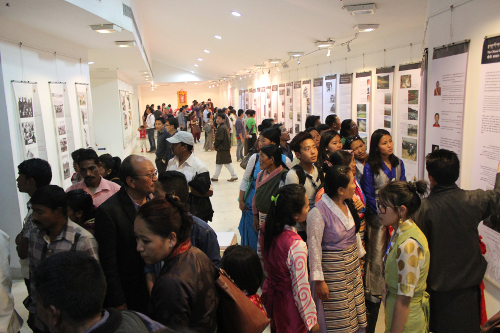 Visitors at Tibet Museum's photo exhibition at the festival.
