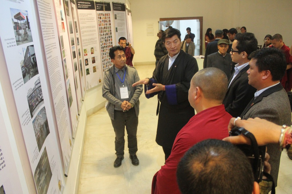 Sikyong Dr Lobsang Sangay explaining the current situation inside Tibet to the dignitaries at Tibet Museum's exhibition. Photo/Tempa Gyaltsen