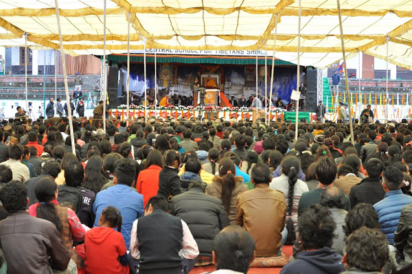 Tibetans listening to His Holiness the Dalai Lama's teaching at the Central School for Tibetans in Shimla, India, on 18 March 2014/DIIR photo/Tenzin Phende