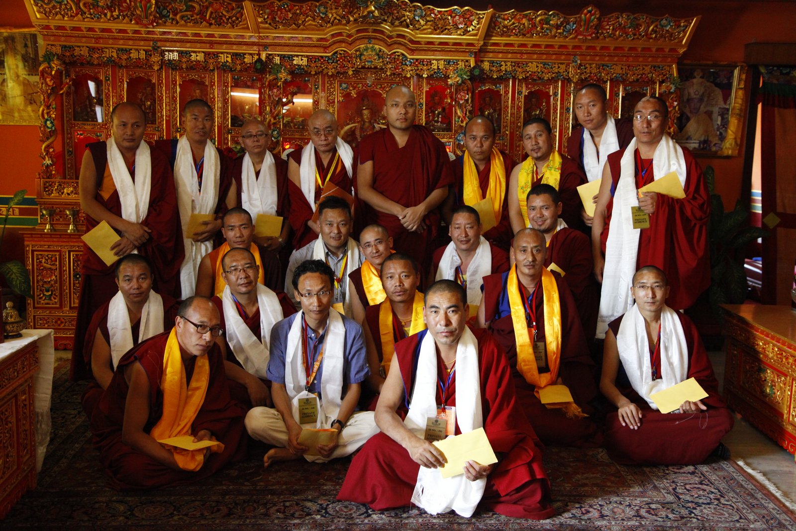 Participants of the workshop with His Eminence Gyalwang Karmapa Rinpoche on the third day of the workshop.