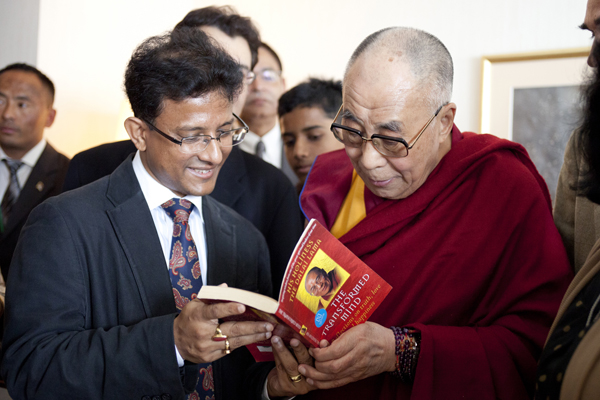 His Holiness the Dalai Lama with an Indian following his meeting with the Indian community in Tokyo, Japan, on 16 April 2014/Photo/Office of Tibet