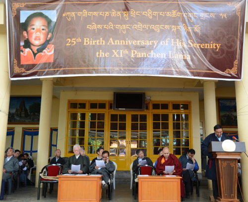 Kalon Pema Chhinjor delivering Sikyong's statement on the 25th birth anniversary of Panchen REinpoche at Tsuglakhang, 25 April 2014. DIIR Photo/ Tenzin Phende