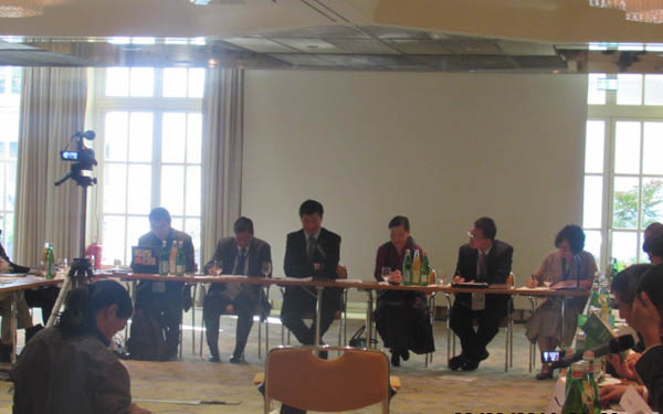 Sikyong Dr. Lobsang Sangay and DIIR Kalon Dicki Chhoyang during the Sino-Tibetan conference in Hamburg, Germany, on 28 August 2014