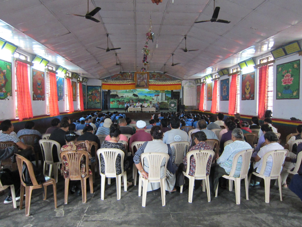 Information Secretary Tashi Phuntsok speaking on the Middle Way Approach to Tibetans from Dege and Nangchen communities at Chauntara in Himachal Pradesh on 7 August 2014