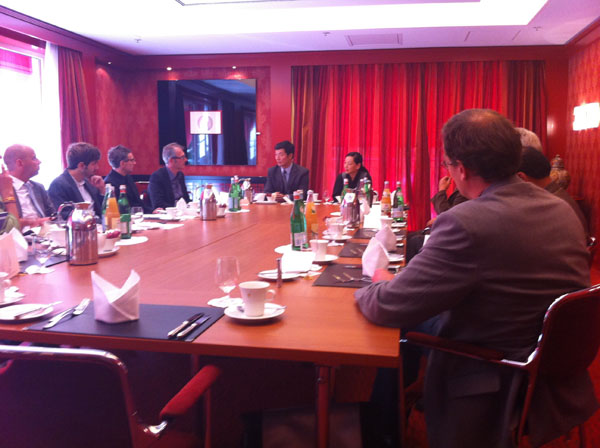 Sikyong Dr. Lobsang Sangay briefing reporters on the European awareness campaign of the Middle Way Approach in Hamburg, Germany, on 25 August 2014