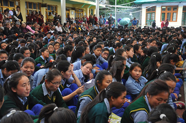 Schoolchildren on the occasion of the 54th Tibetan Democracy Day in Dharamshala, India, on 2 September 2014/DIIR Photo