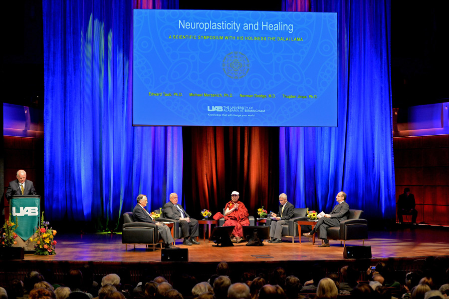 His Holiness the Dalai Lama and fellow panelists at the Neuroplasticity and Healing symposium at the University of Alabama Birmingham in Birmingham, Alabama, USA on October 25, 2014. Photo/Sonam Zoksang