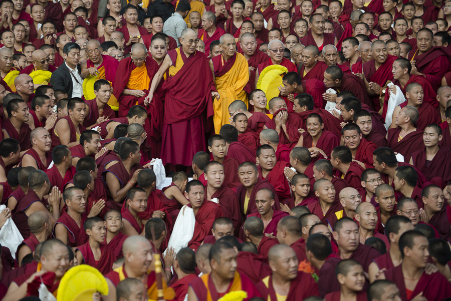 His Holiness the Dalai Lama poses for photos on the steps of Drepung Loseling Monastery in Mundgod, Karnataka, India on December 29, 2014. Photo/Tenzin Choejor/OHHDL