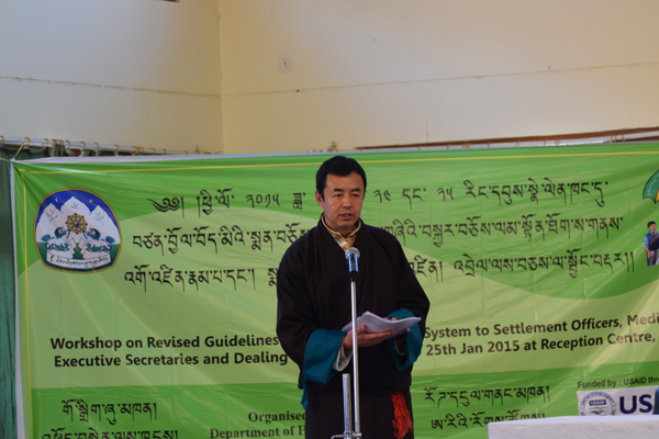 Health Kalon Dr. Tsering Wangchuk at the workshop.