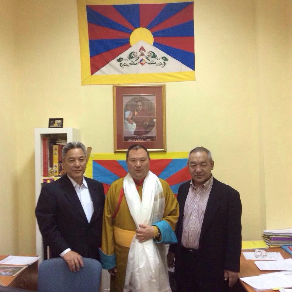 Telo Tulku Rinpoche (C) with Dr. Ngawang Rabgyal (R) and Mr. Kelsang Gyaltsen (L).