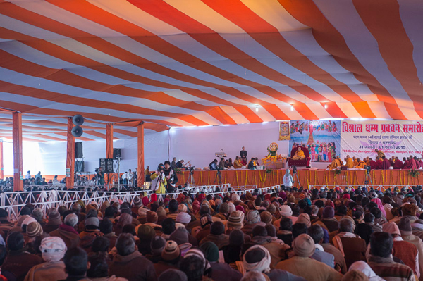 A view of the stage during the afternoon session of the first day of His Holiness the Dalai Lama's two day teaching at the Youth Buddhist Society's teaching ground in Sankisa, UP, India on January 31, 2015. Photo/Tenzin Choejor/OHHDL
