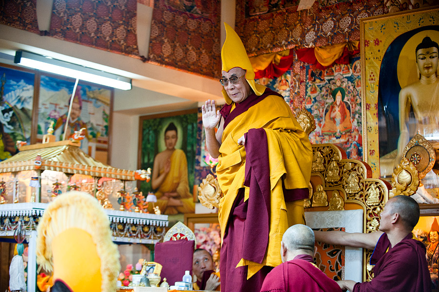 His Holiness the Dalai Lama greeting those attending the long life ceremony offered by the Central Tibetan Administration in Dharamsala, India, on April 22nd, 2011. Photo/Tenzin Choejor/OHHDL