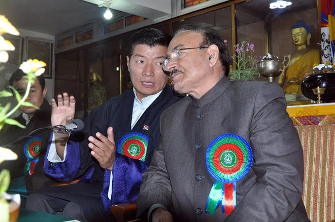 Tibetan PM in-exile Lobsang Sangay and Health Minister Kaul Singh Thakur at a programme in Dharamsala on Sunday. Photo: Kamaljeet