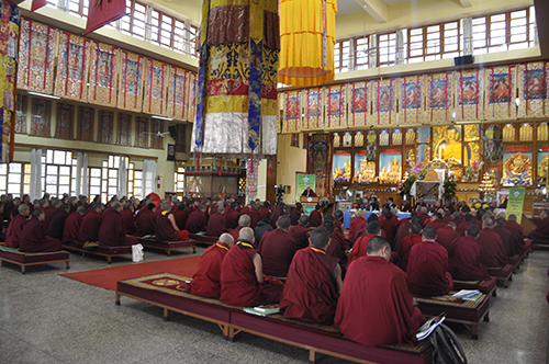 Prof. Samdhong Rinpoche speaking during the inaugural session of the seminar.