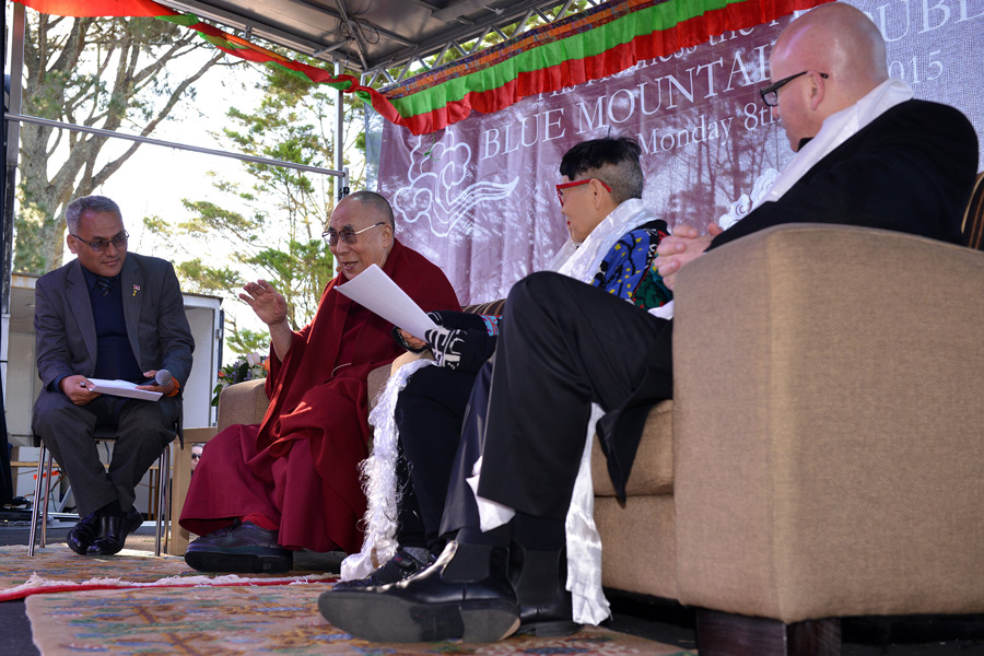 His Holiness the Dalai Lama answering questions from the audience during his talk at Katoomba Public School in Katoomba, NSW, Australia on June 8, 2015. Photo/Rusty Stewart