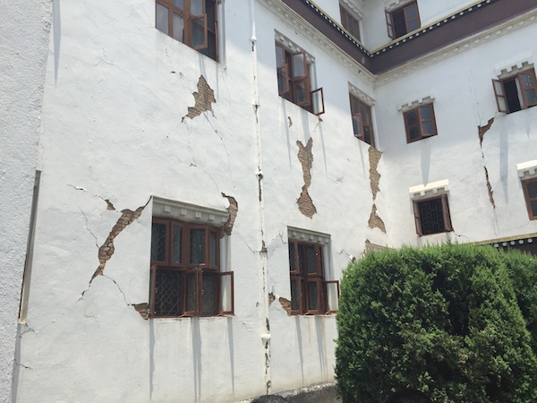A Tibetan residential building damaged by the earthquake.