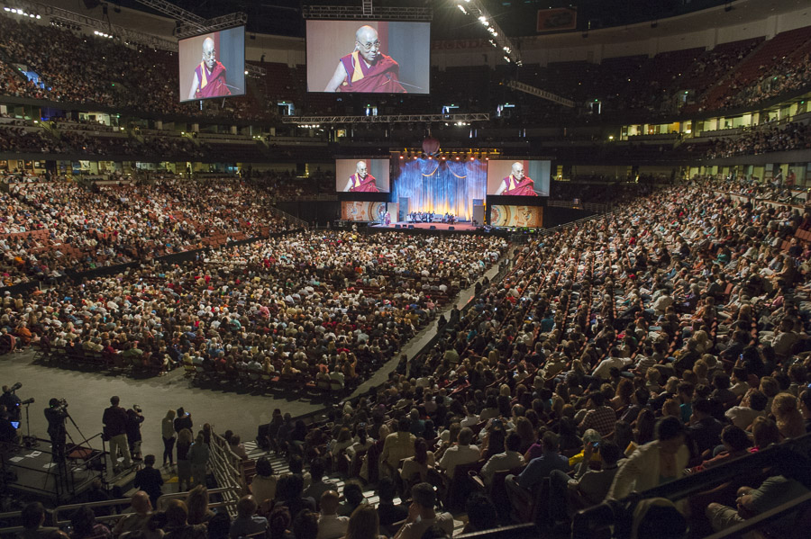 A view of the over 18,000 people attending His Holiness the Dalai Lama talk and celebrations honoring his 80th birthday at the Honda Center on the first day of the Global Compassion Summit in Anaheim, California, USA on July 5, 2015. Photo/Tenzin Choejor/OHHDL