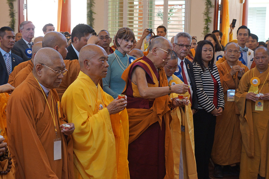 His Holiness the Dalai Lama reciting consecration prayers during the Opening Ceremony of the Vietnamese Dieu Ngu Buddhist Temple in Westminster, California on June 19, 2016. Photo/Jeremy Russell/OHHDL