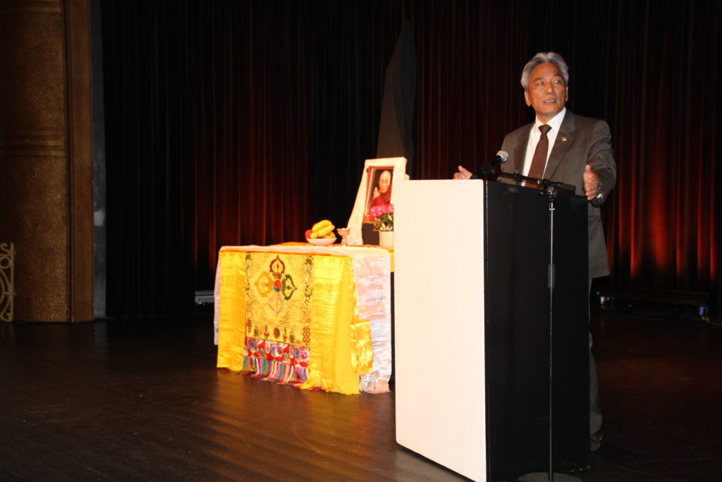 Special Representative Kelsang Gyaltsen addressing the guests