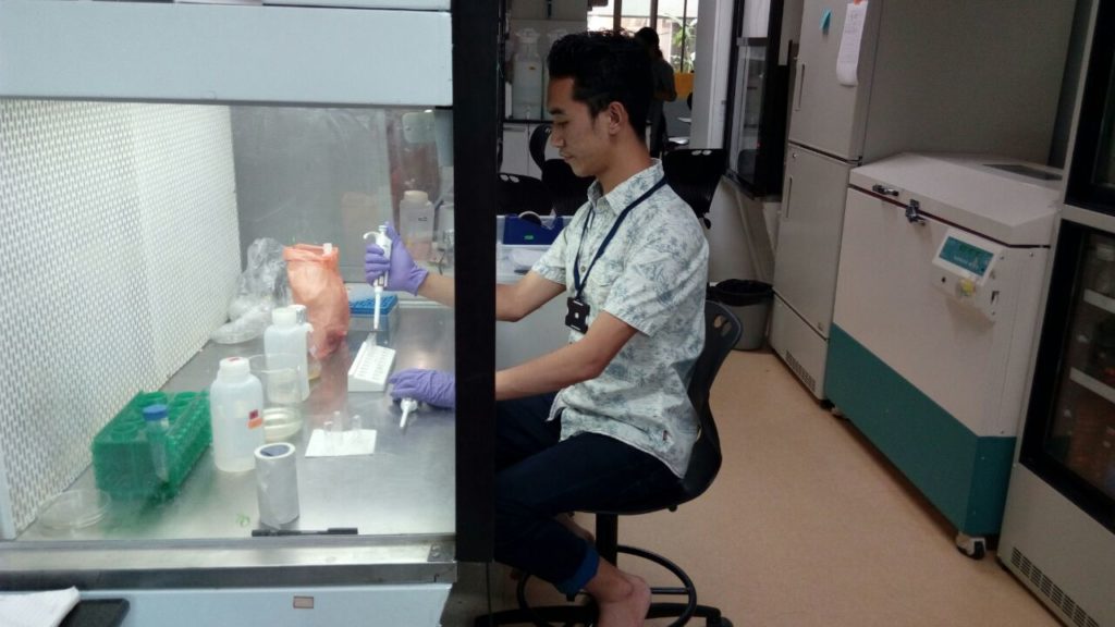One of interns at research centre 