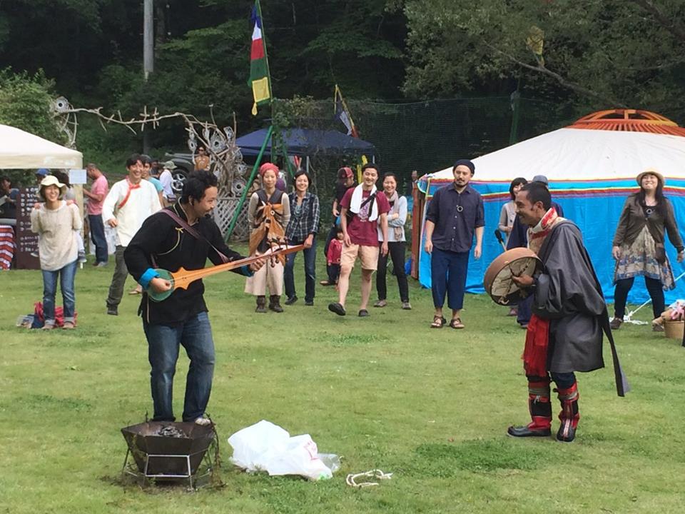 Genyen Tenzin, organiser, (right) and Tenzin Kunsang, former artist of the Tibetan Institute of Performing Arts, (left), opening the Tibet festival with a workshop on Tibetan circle dance in Japan, 17 September 2016.