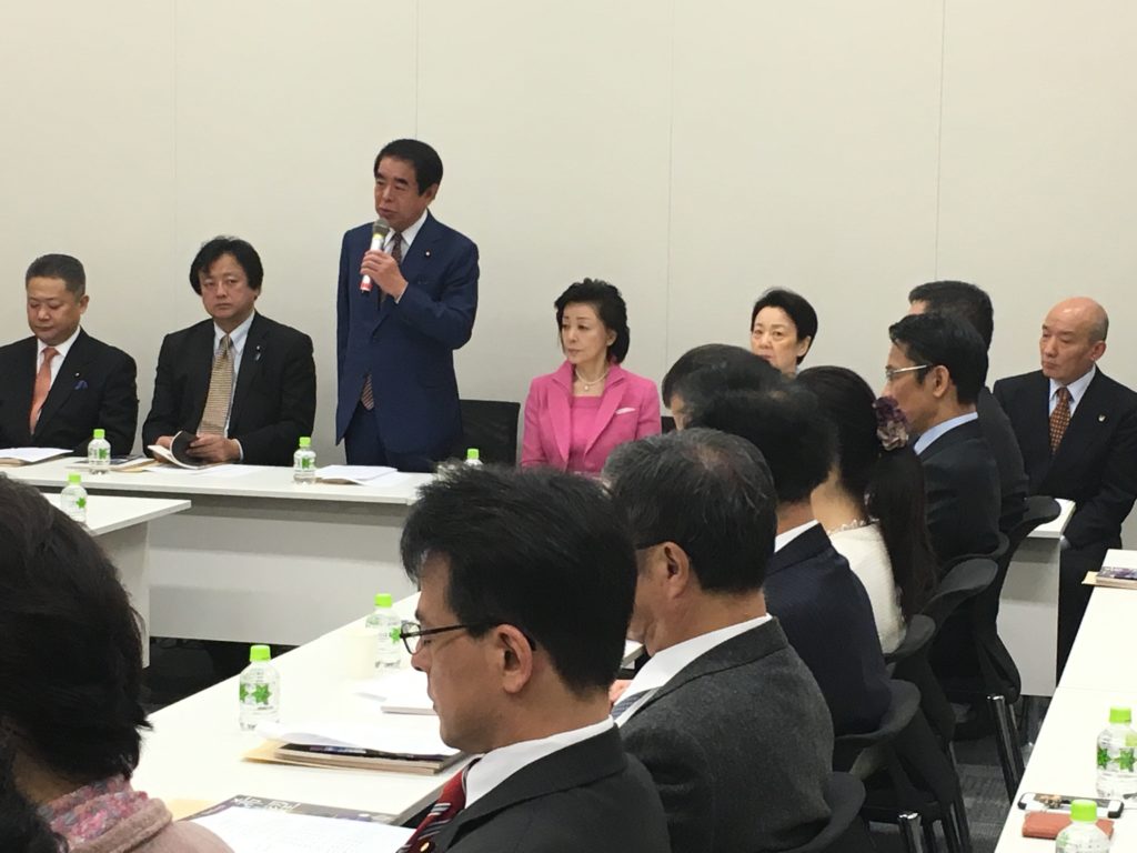 Mr Shimomura Hakubun, Member of House of Representatives, former Minister of Education, announces the formation of All Party Japanese Parliamentary Group for Tibet at the Japanese Parliament building in Tokyo, Japan, on 14 December 2016/Office of Tibet