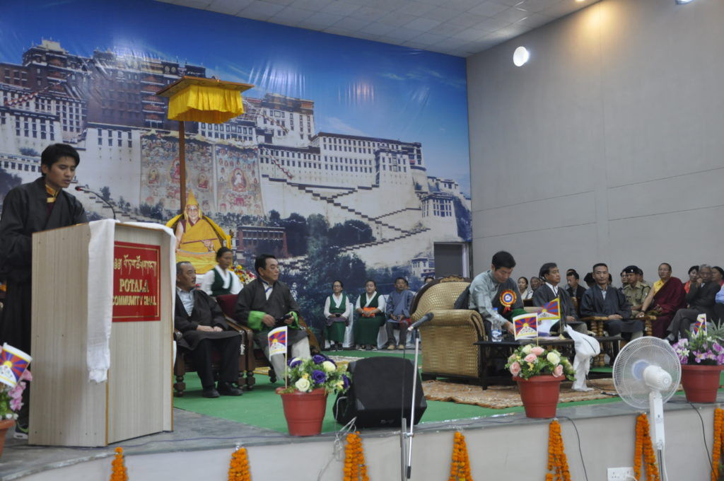 The inaugural ceremony of the community hall in progress, 1 April 2017.