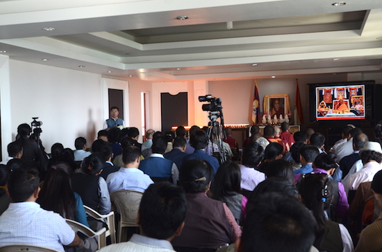 Sikyong Dr Lobsang Sangay expressing his condolences at the prayer service.