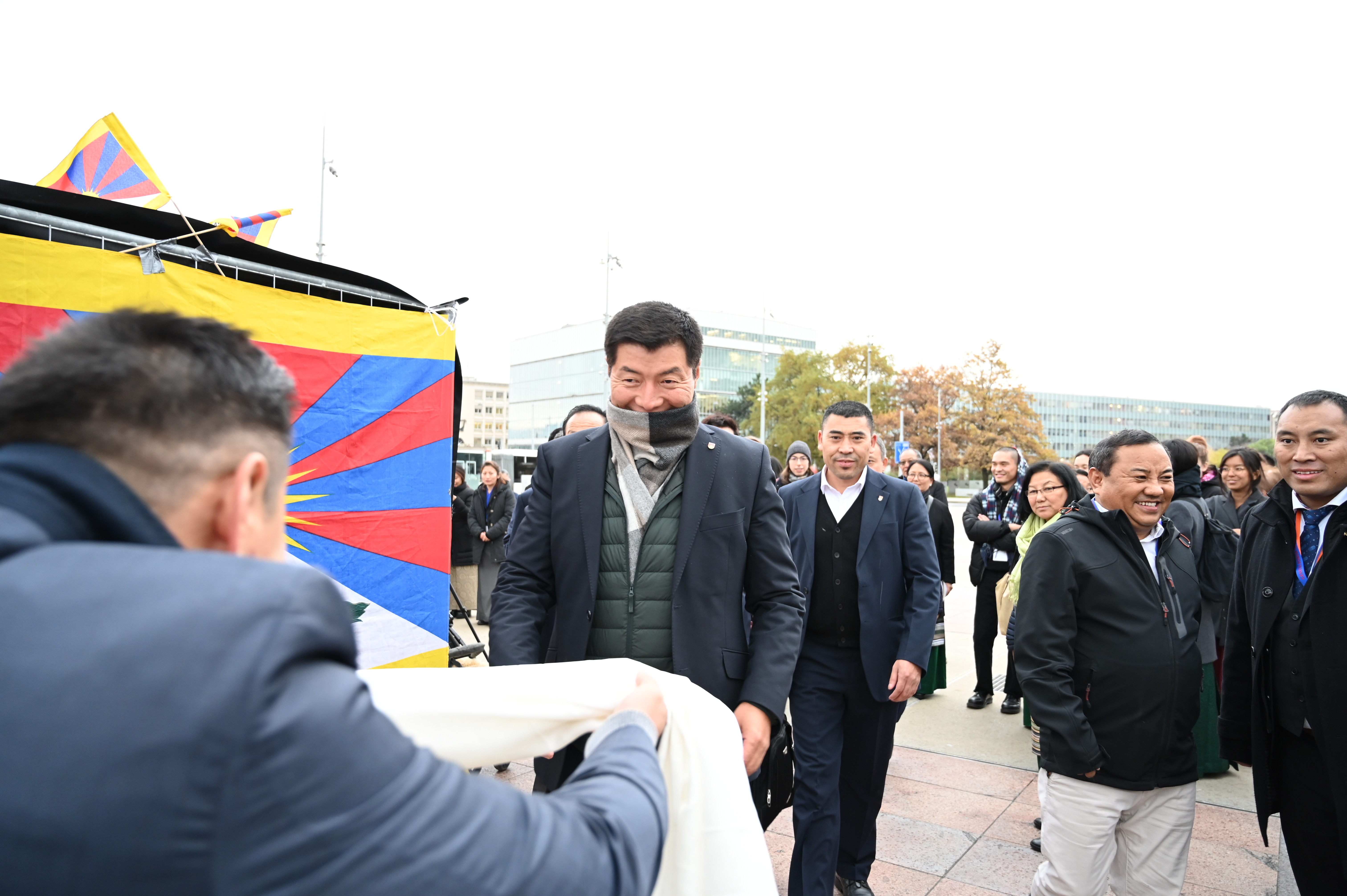 Tibet Museum staff, Mr Tenzin Topdhen, welcomes CTA President Dr Lobsang Sangay as he arrives at the exhibition site. Photo|Tenzin Nyishon|Switzerland