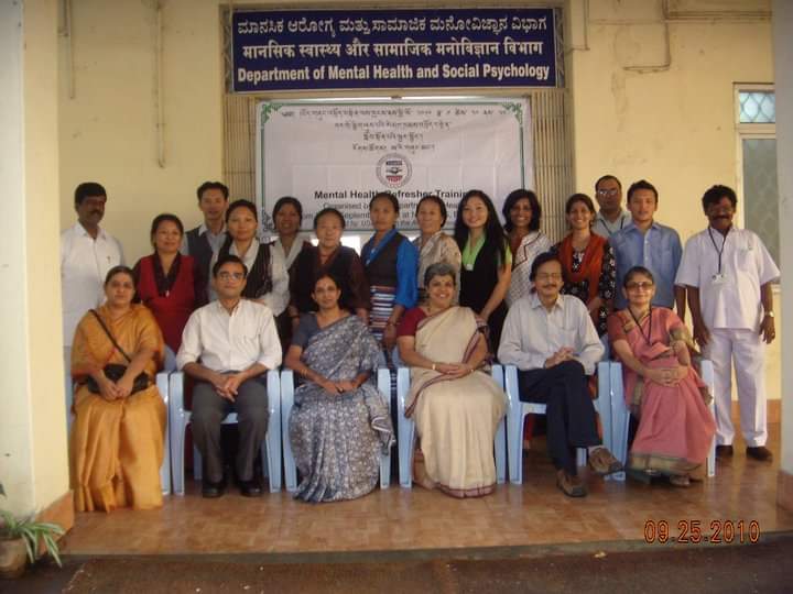 Trainees with a resource persons in VIMHANS, Bangalore. 