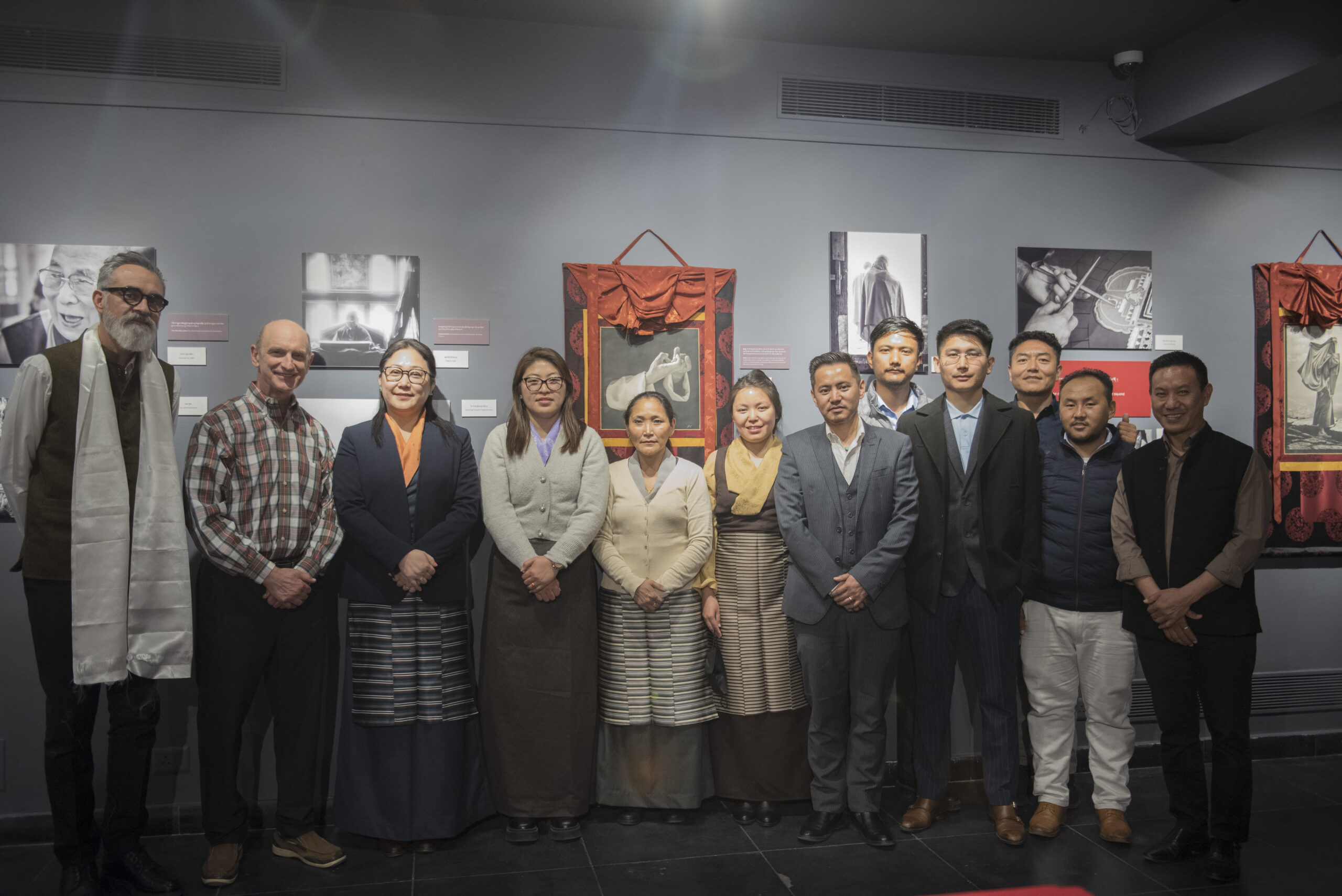 The guests with the Tibet Museum staff.