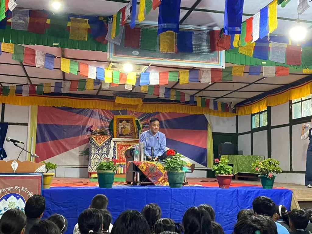 Sikyong Penpa Tsering Visits Tenzingang Tibetan Settlement