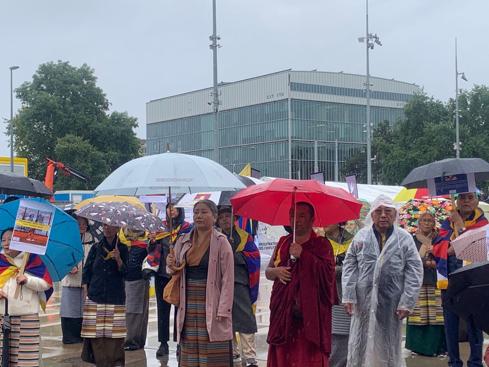 Tibetan Community in Switzerland and Liechtenstein Holds Peaceful