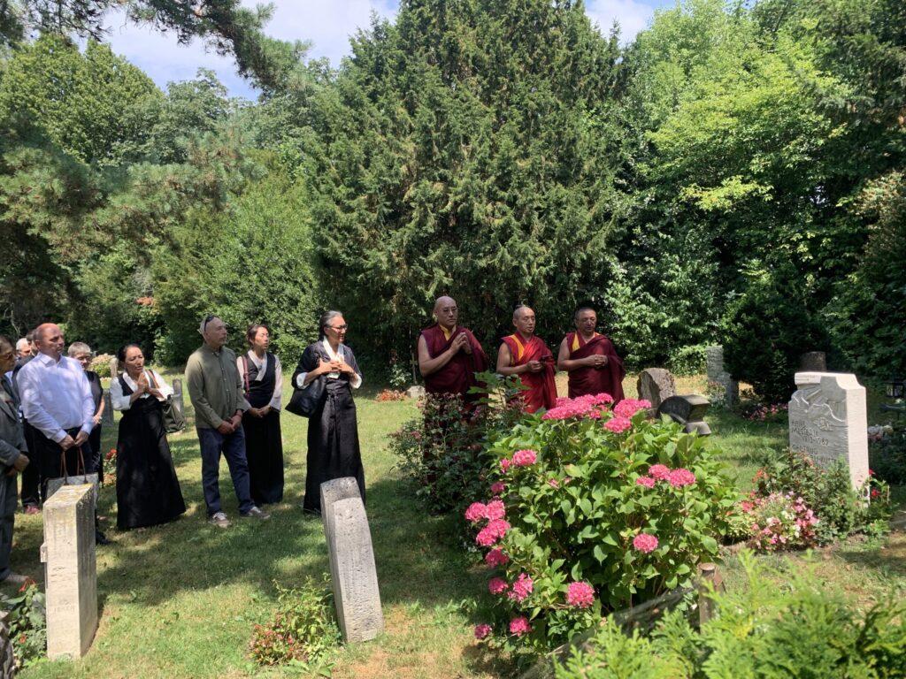 Tibetans Honor Sigrid Joss-Arnd, Lifelong Friend of the Tibetan People, at Bern Memorial Service